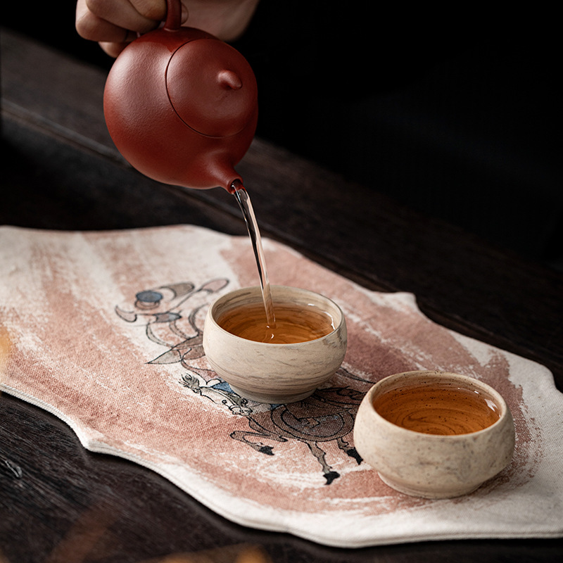 Hand Drawn Persimmon Dyed Zen  - огляд і ціна Table Runner