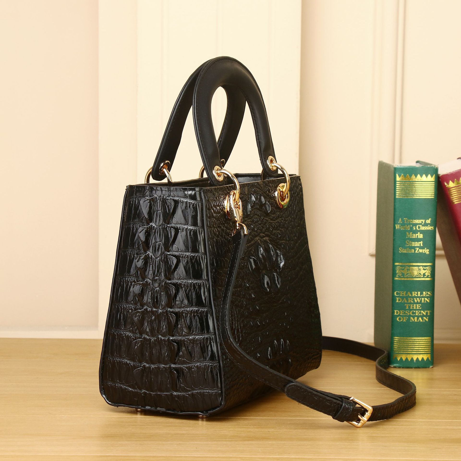 New Crocodile Pattern Luxury D - огляд і ціна Interior Design High End