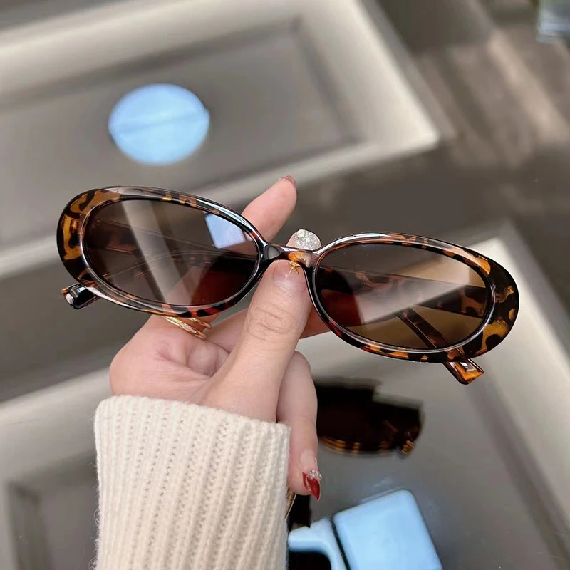 New Oval Vintage Sunglasses Wo - огляд і ціна Decorative Mirror